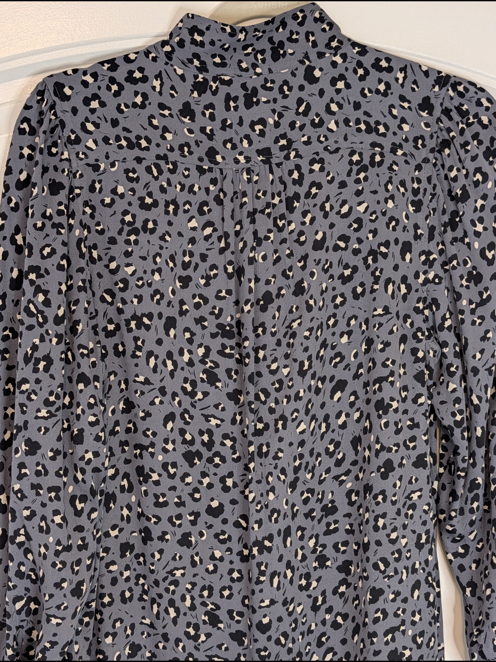 Lilli Sucre Slate Blue-Gray Leopard Animal Print Button Down Shirt - Picture 9 of 14